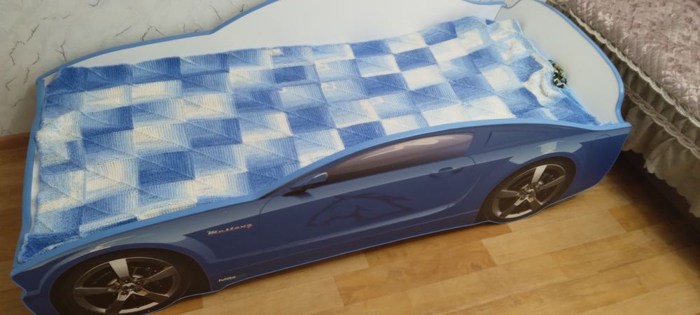 Кровать машинка детская