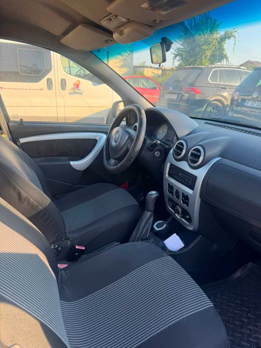 Dacia Logan 1.6 16V 100 CP | 2008