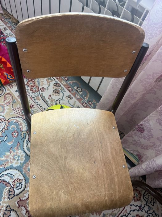 Парта  орындығымен / Парта со столом