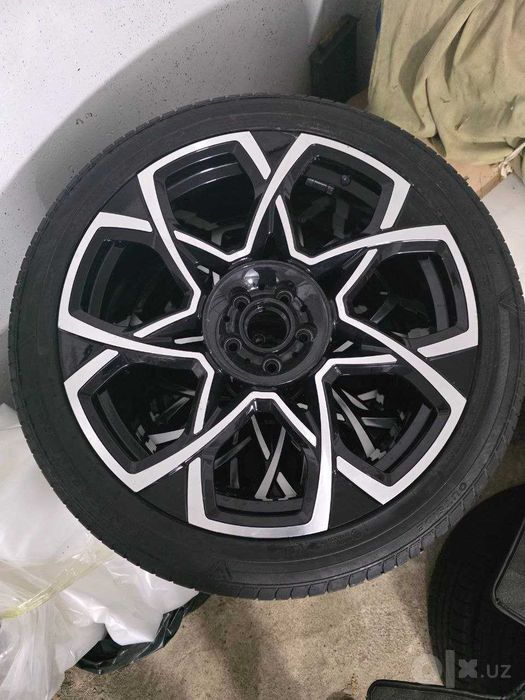Автошины в сборе. Диски + Покрышки от Lixiang l9