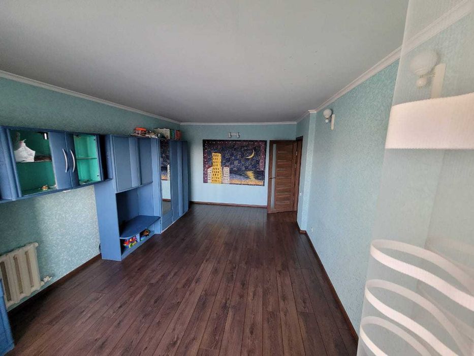 Продам 4 ком квартиру