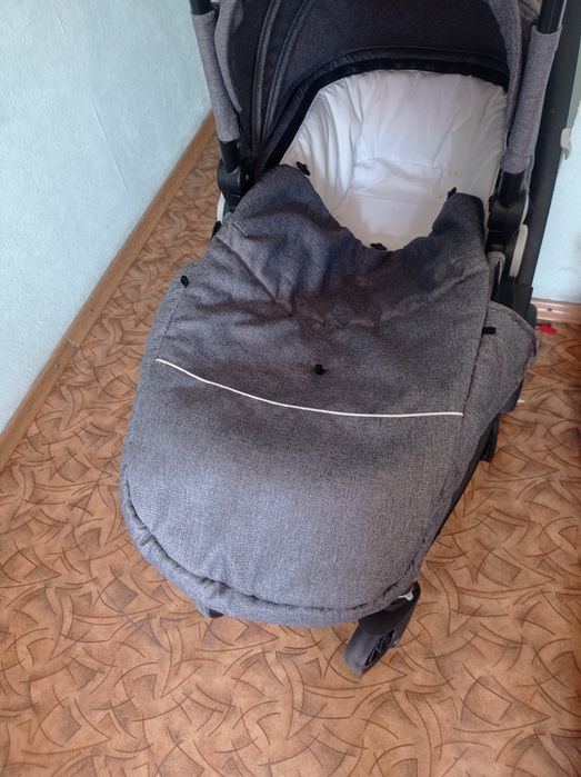 Продаётся коляска детская 2в1