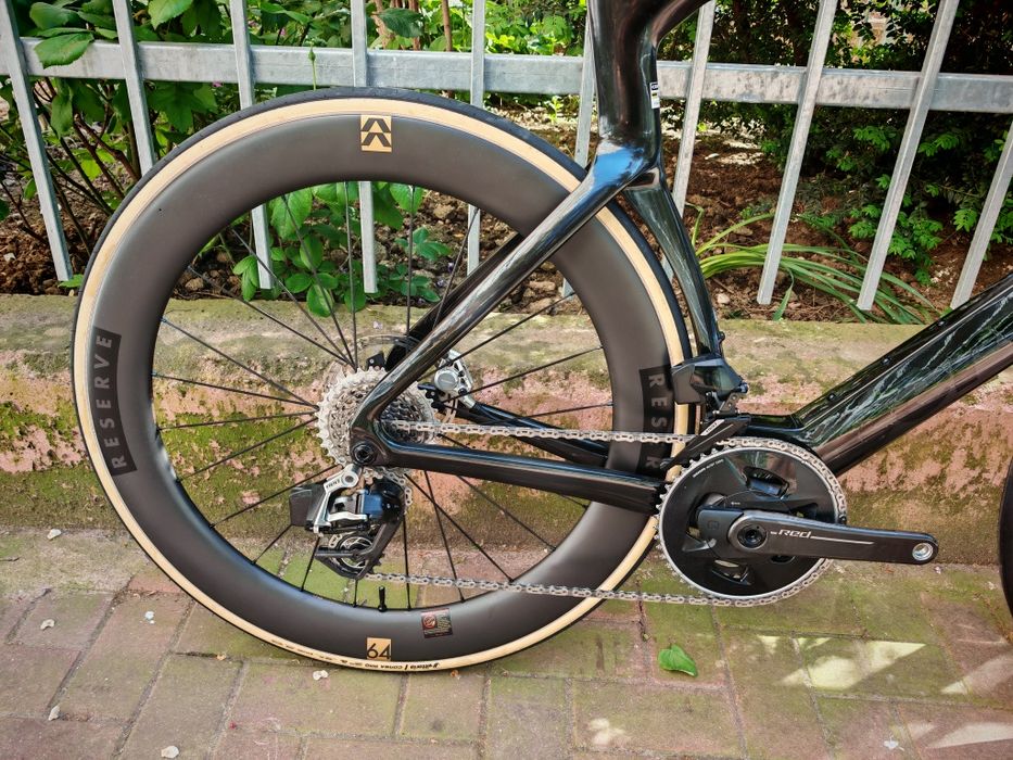 Bicicleta cursiera carbon Cervelo S5 size 61 Sram Red E1 Powermeter Reserve  64/57 stare F bună