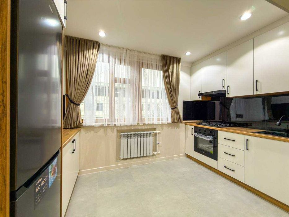 3-х комнатная квартира Гостиница Саёхат продаю 67м2 ID: 5260