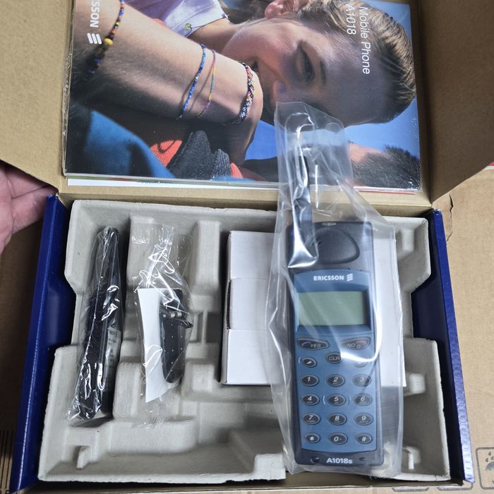 Ericsson 1018 Nou in cutie Nefolosit