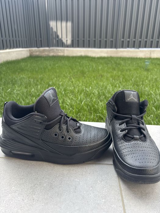 Nike Jordan Max Aura 5