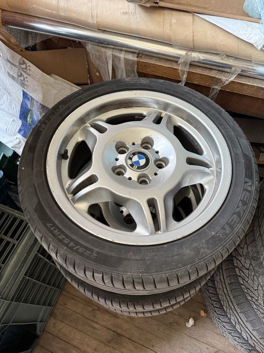 Джанти M3 E36 Style 24 Polish  Реплика с Летни гуми Nexen 225 45 17