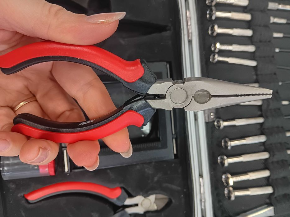 комплект инструменти за прецизна работа, ремонт на очила ADW-Германия