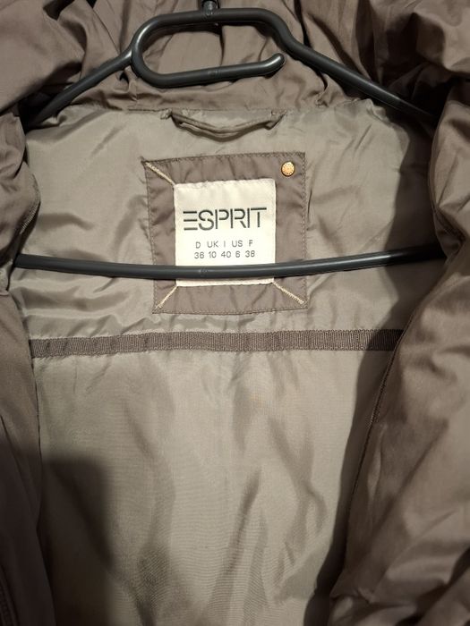 Vând geaca dama Esprit cu puf de gasca