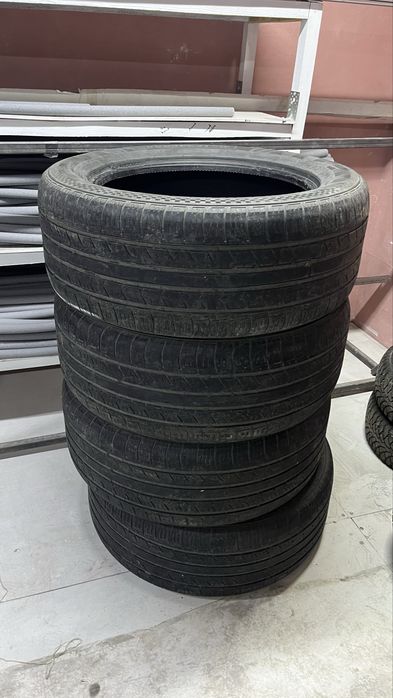 Продам 4 резины 285/50/20