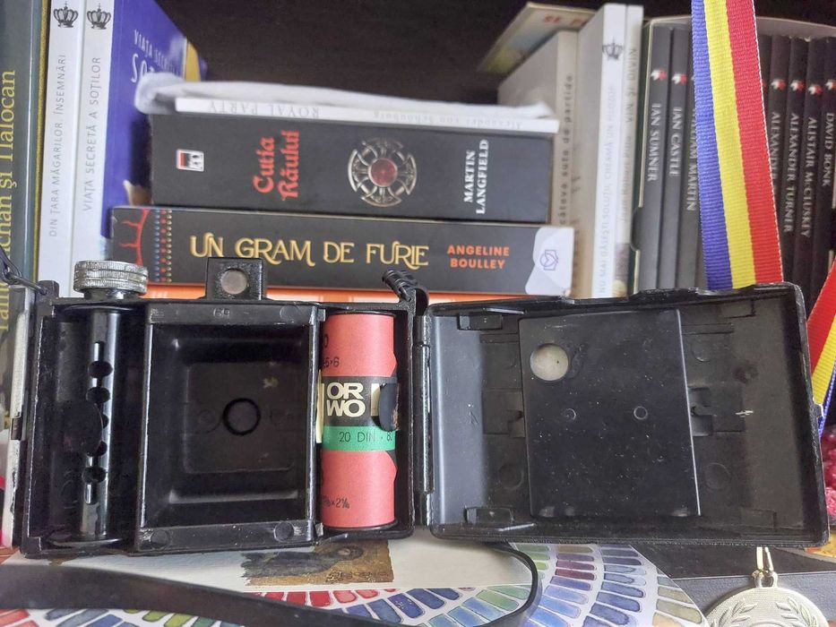 Aparat foto Optior IOR — Industria Optică Română | Stare foarte bună