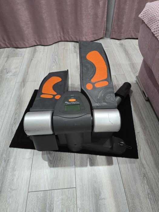 Продам  б/у степпер поворотный