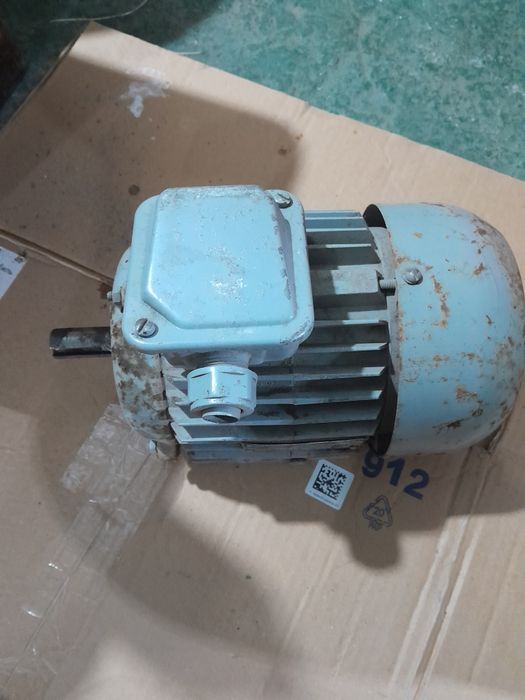 Двигатель б/у продам