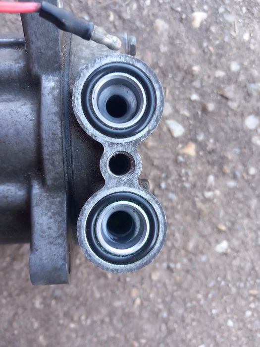 Vând Compresor A/C