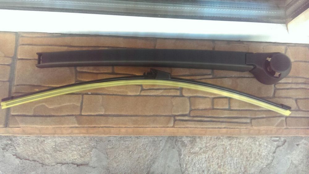 Задно рамо с чистачка за VW TRANSPORTER /03-09/ ТРАНСПОРТЕР