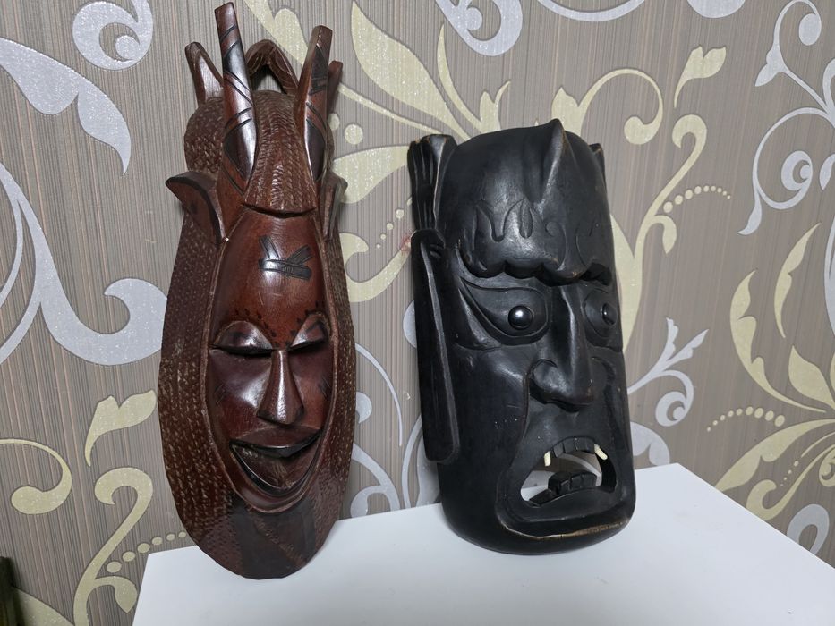 Măşti africane din lemn
