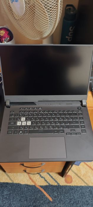 Продам ноутбук ASUS Rog Strix G513I