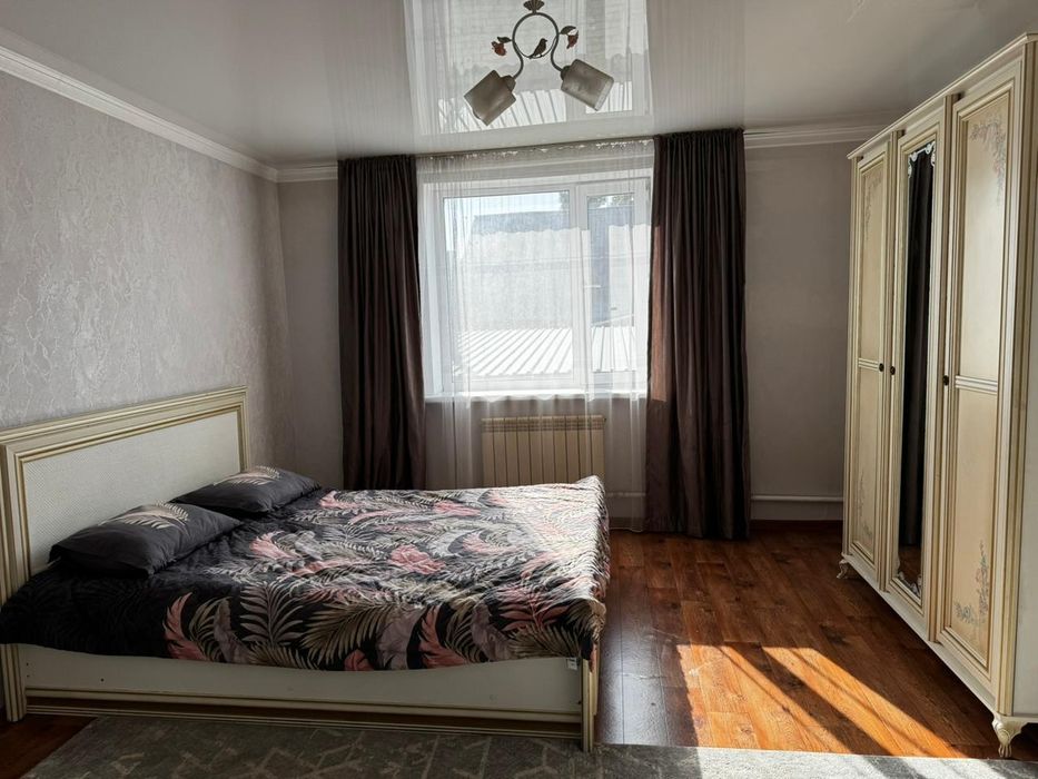 Б. Абая 60/1 жер үй сатылады,.