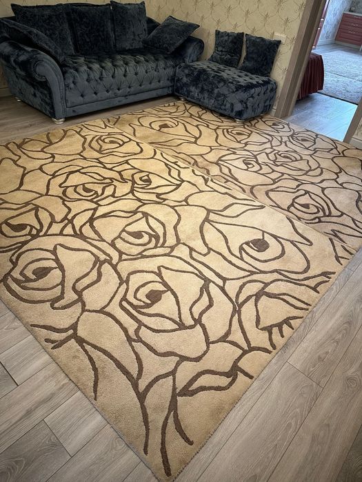 Ковры б/у.  20000 тенге