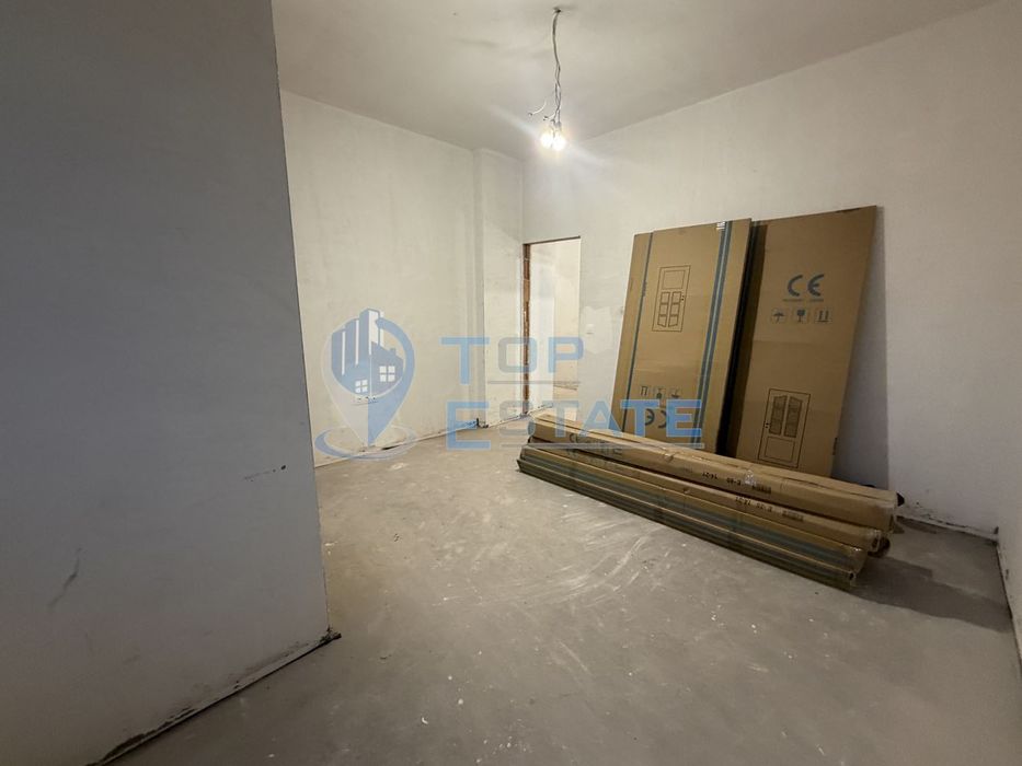 Продава се Тристаен апартамент в Велико Търново, Зона Б - 93 кв.м за 1882 €/кв.м - Снимка #7