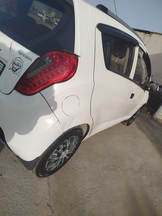 Спарк 2 позится, метан бор