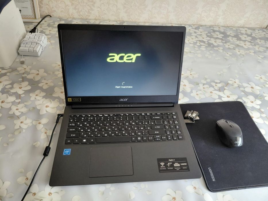 Продам отличный ноутбук Acer Aspire 3
