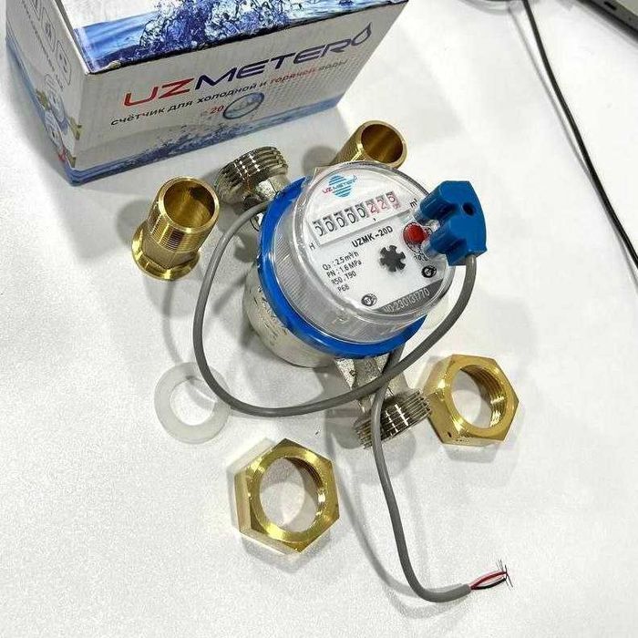 Электронный счётчик воды Uzmeter и SWEM
