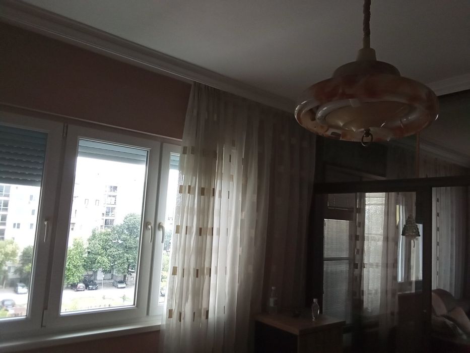 Дава се под наем Тристаен апартамент в Пловдив, Кючук Париж - 86 кв.м за 484.5 € - Снимка #2