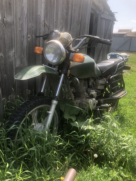 Продам мотоцикл 200 куб