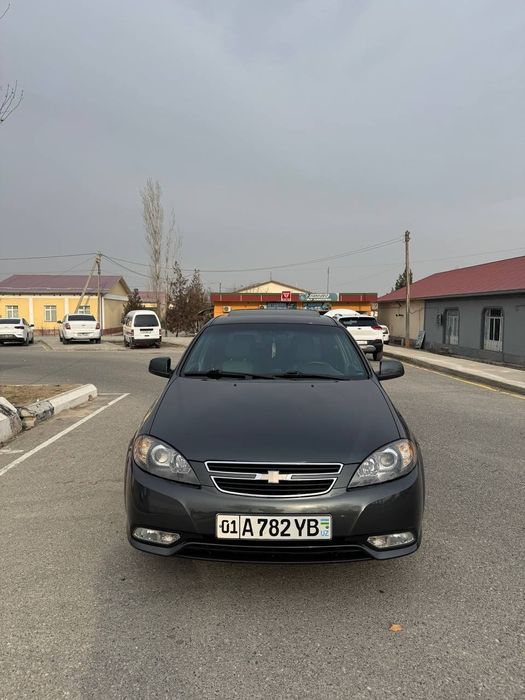 Chevrolet gentra 2017