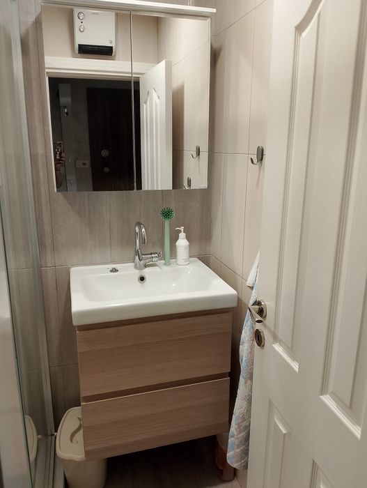 Дава се под наем Тристаен апартамент в Стара Загора, Център - 94 кв.м за 408 € - Снимка #17