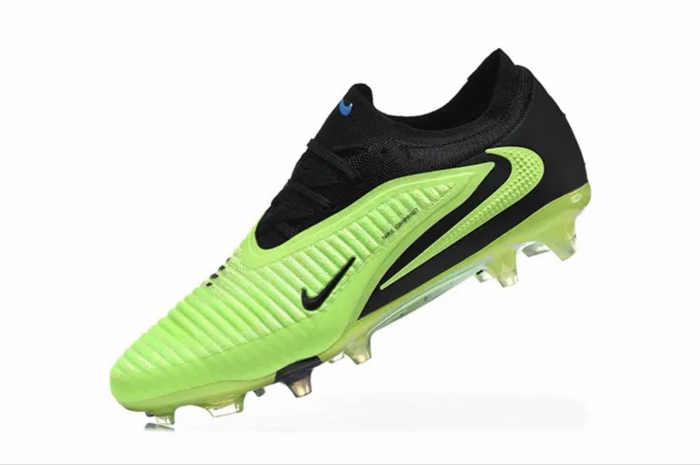 Nike Phantom
