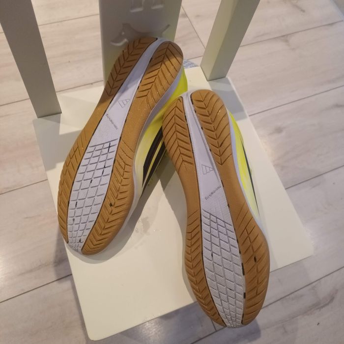 Adidasi sport fotbal baieti teren nr 36