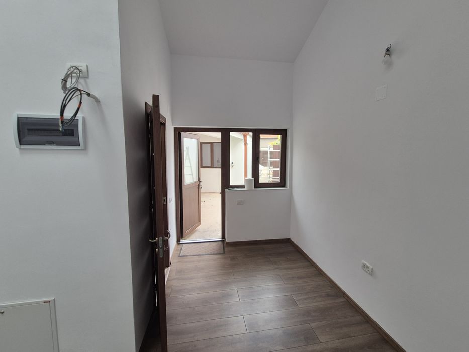 Casă zona Muntele Găina