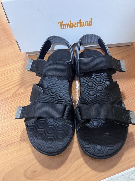 Продам сандали детские