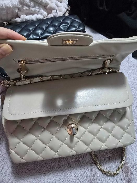 Чанта Шанел  черна и бежово