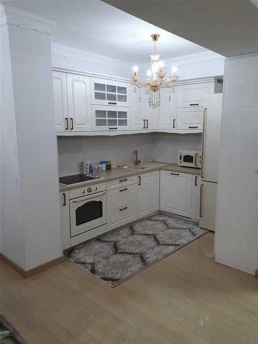 Дава се под наем Двустаен апартамент в Бургас, Възраждане - 65 кв.м за 280.5 € - Снимка #2