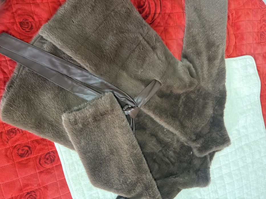 Продам новую шубу..