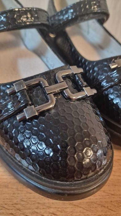 Туфли школьные для девочки