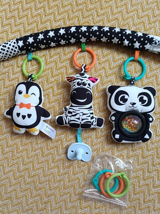 Развивающая дуга с игрушками