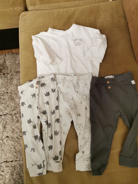 Продавам детски (бебешки) дрешки.