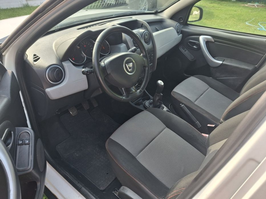 Dacia Duster Facelift 2014 1.6 benzina