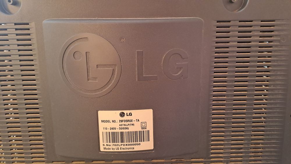 Televizor LG sotiladi. Телевизор LG сотилади