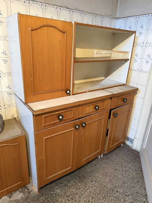 Corpuri mobilier pentru bucatarie vintage