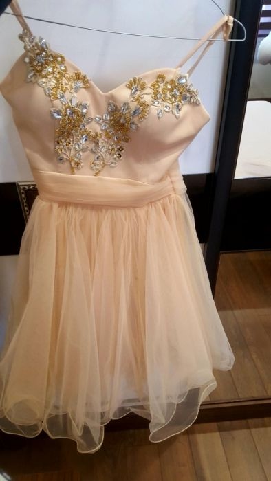 Рокля "Шампанско"