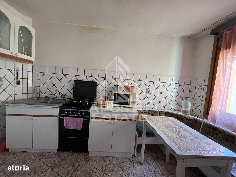 Apartament cu 2 camere, semidecomandat, Spitalul Judetean