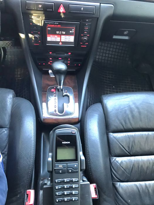 Ауди А6 C5 универсал 2001 год