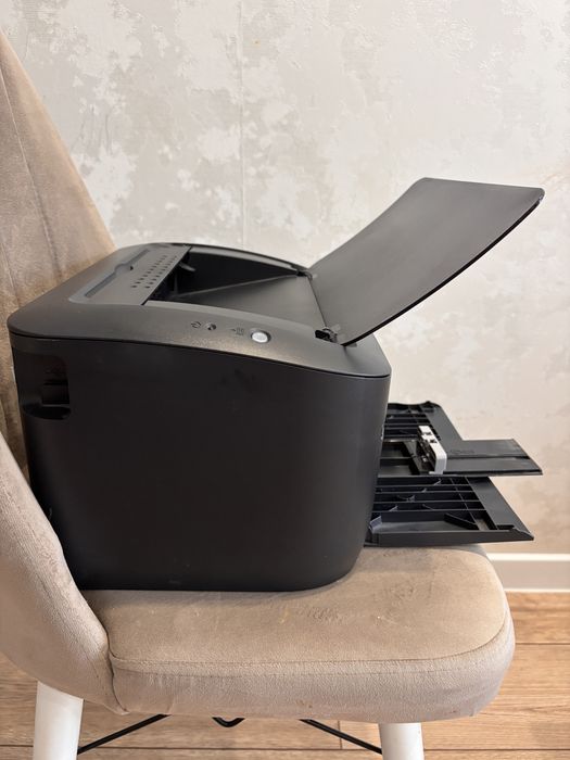 Продам принтер Canon LBP6030b