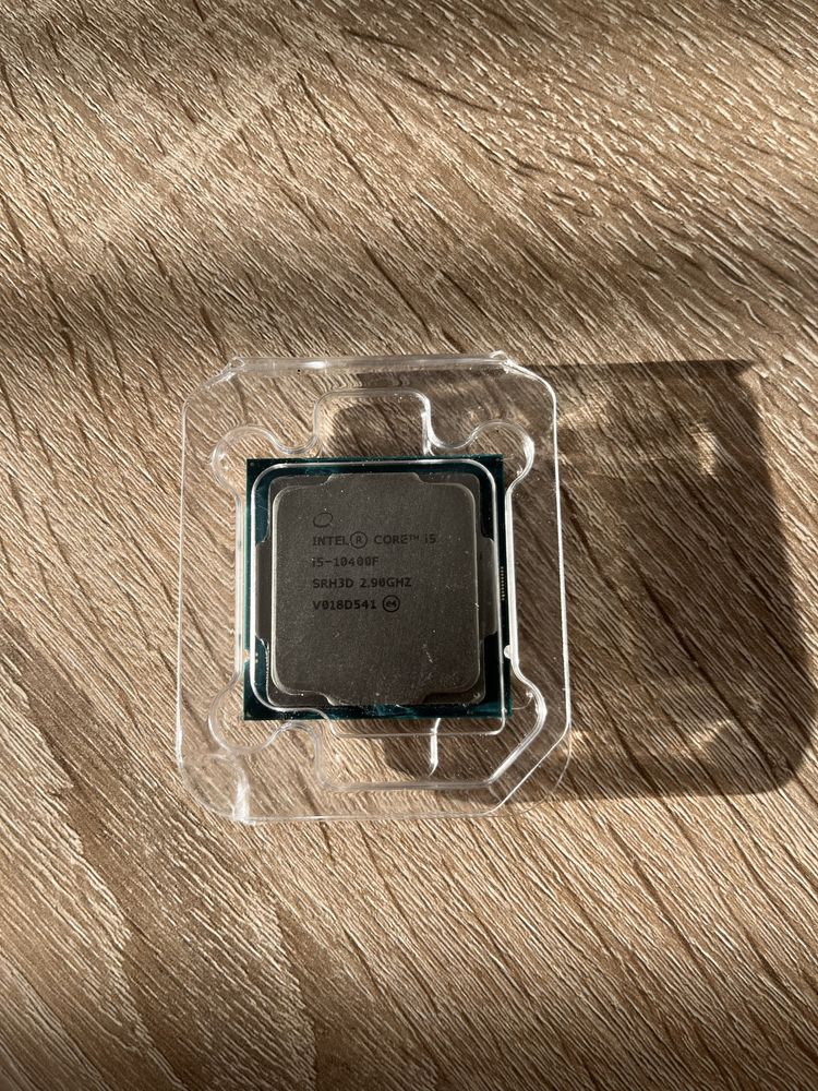 Procesor Intel Core i5-10400f Cernavoda • OLX.ro