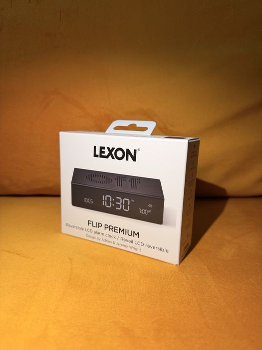 Ceas digital Lexon Flip Premium sigilat LCD alarma